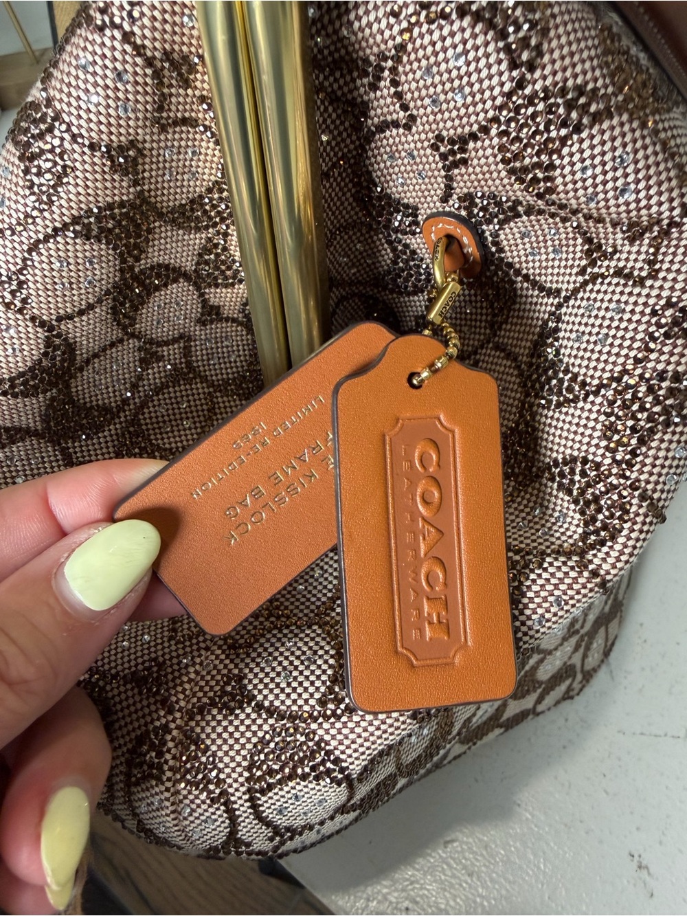 Coach NWT Signature Jacquard Large Kisslock Frame Shoulder Bag Purse CCE08 - Picture 4 of 12